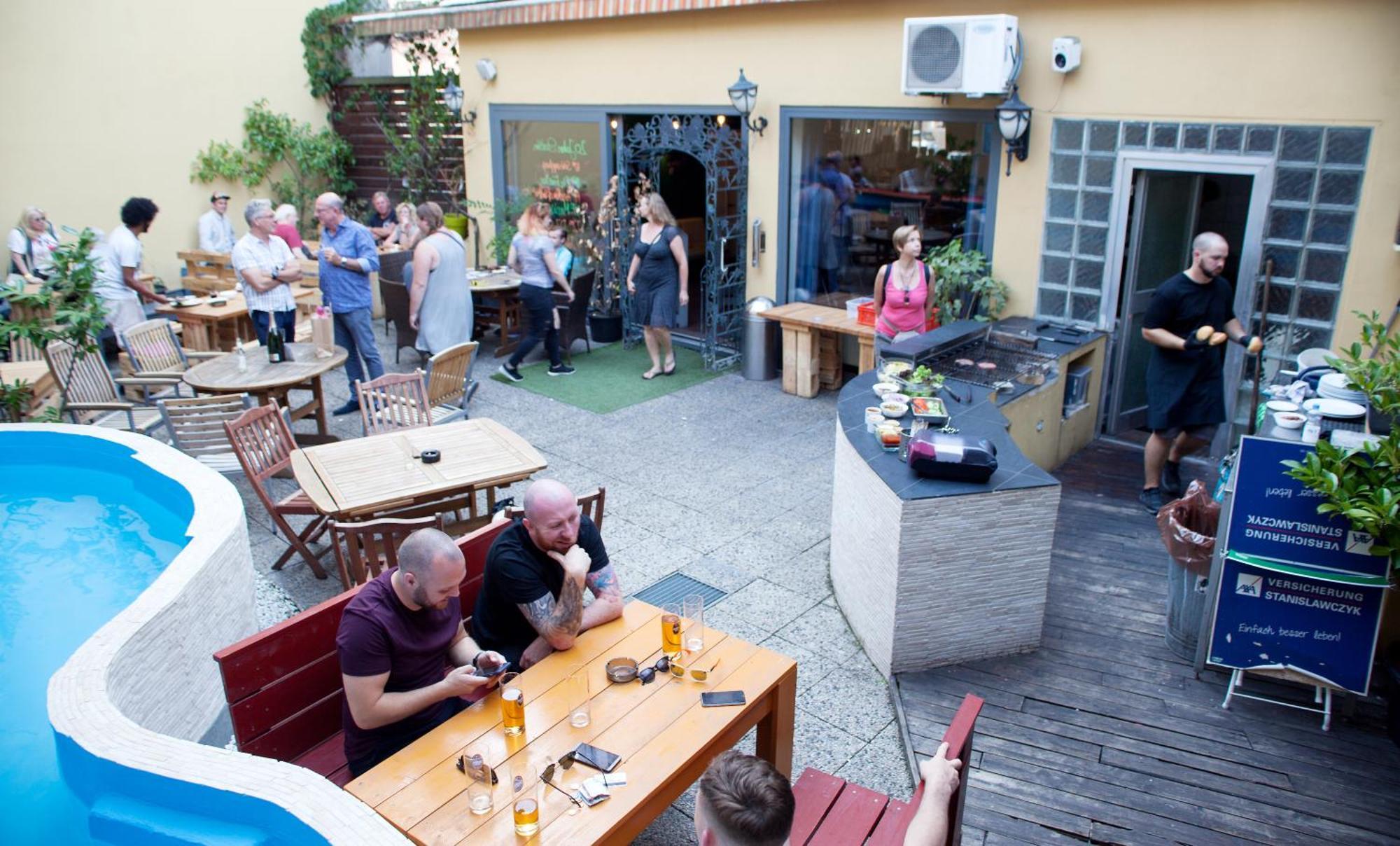 Station - Hostel For Backpackers Cologne Exterior photo