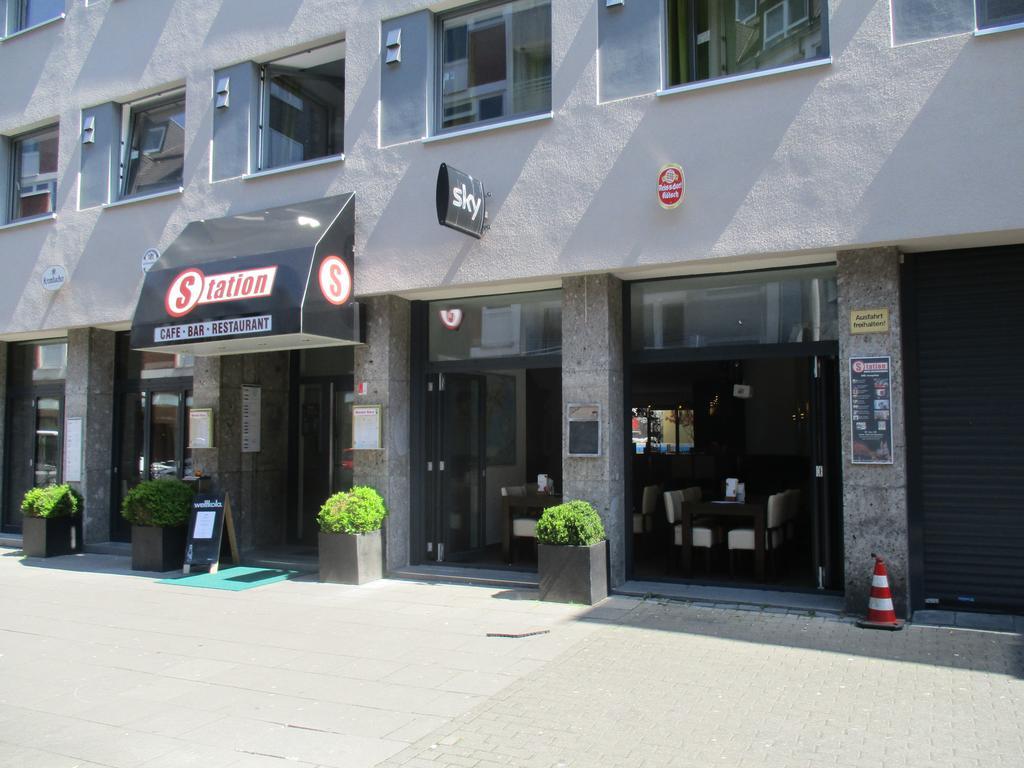 Station - Hostel For Backpackers Cologne Exterior photo