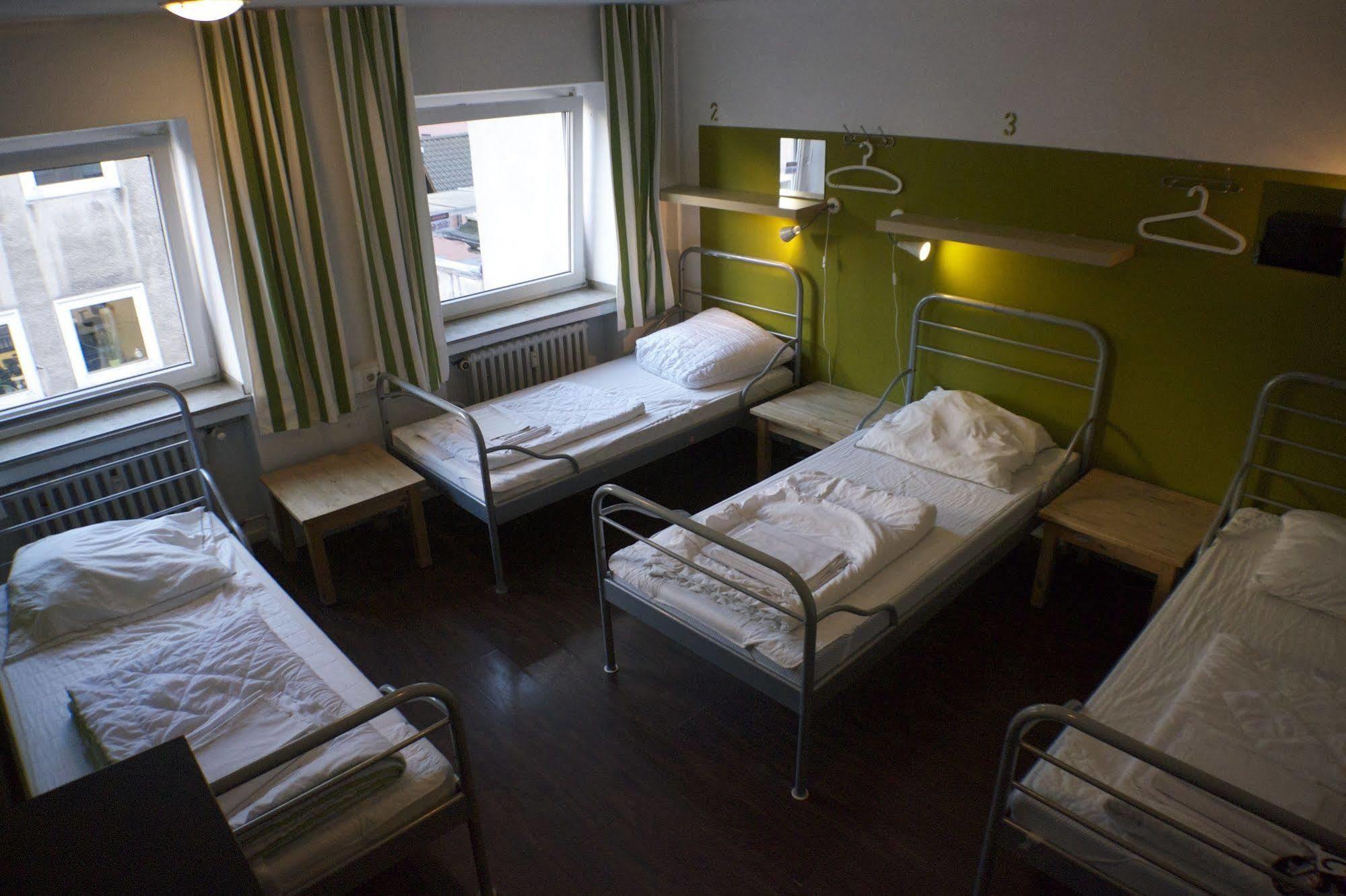 Station - Hostel For Backpackers Cologne Exterior photo