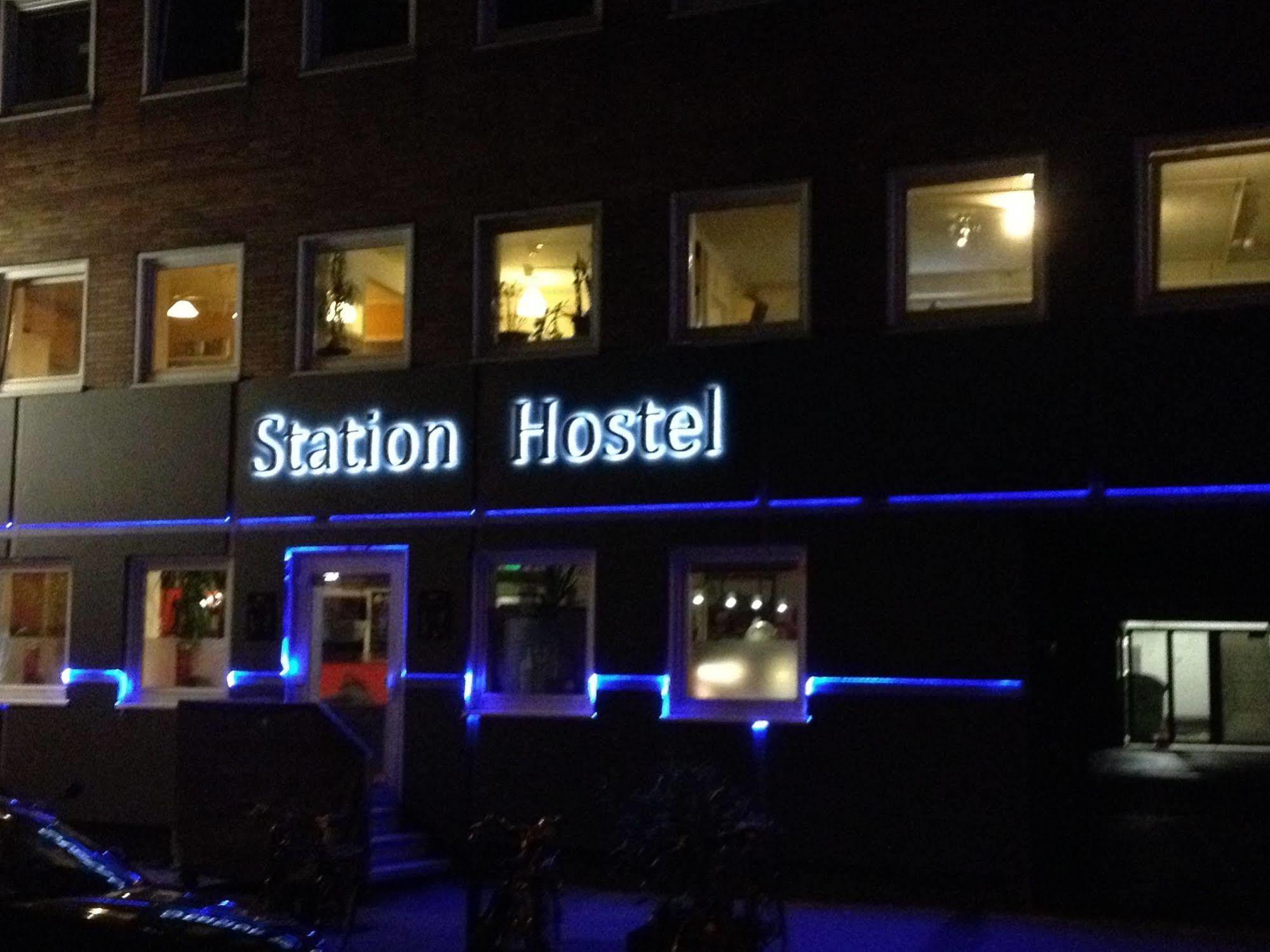 Station - Hostel For Backpackers Cologne Exterior photo