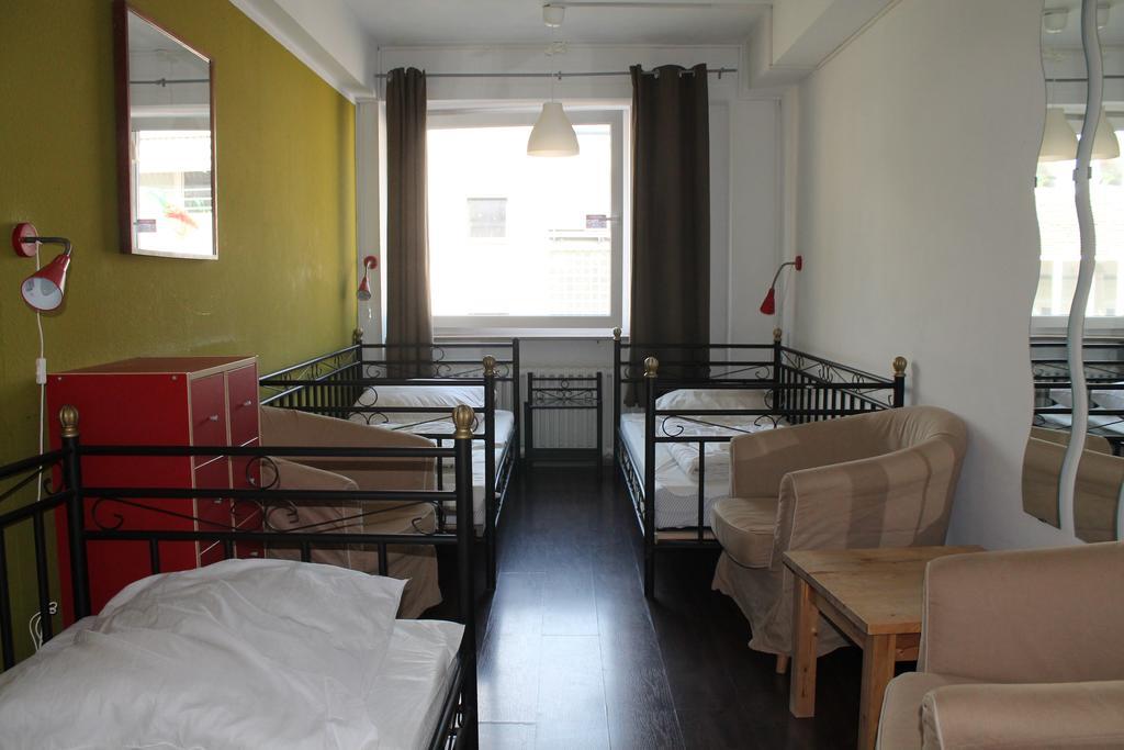 Station - Hostel For Backpackers Cologne Exterior photo